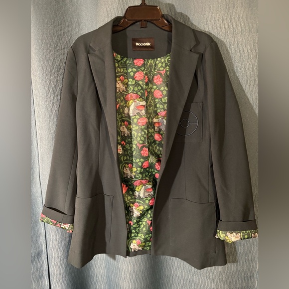 Blackmilk Bulbasaur Blazer - Picture 2 of 10